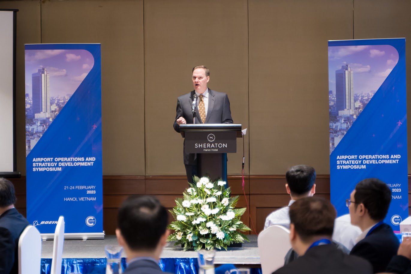 Steve Green Senior Commercial Officer Us Embassy In Vn