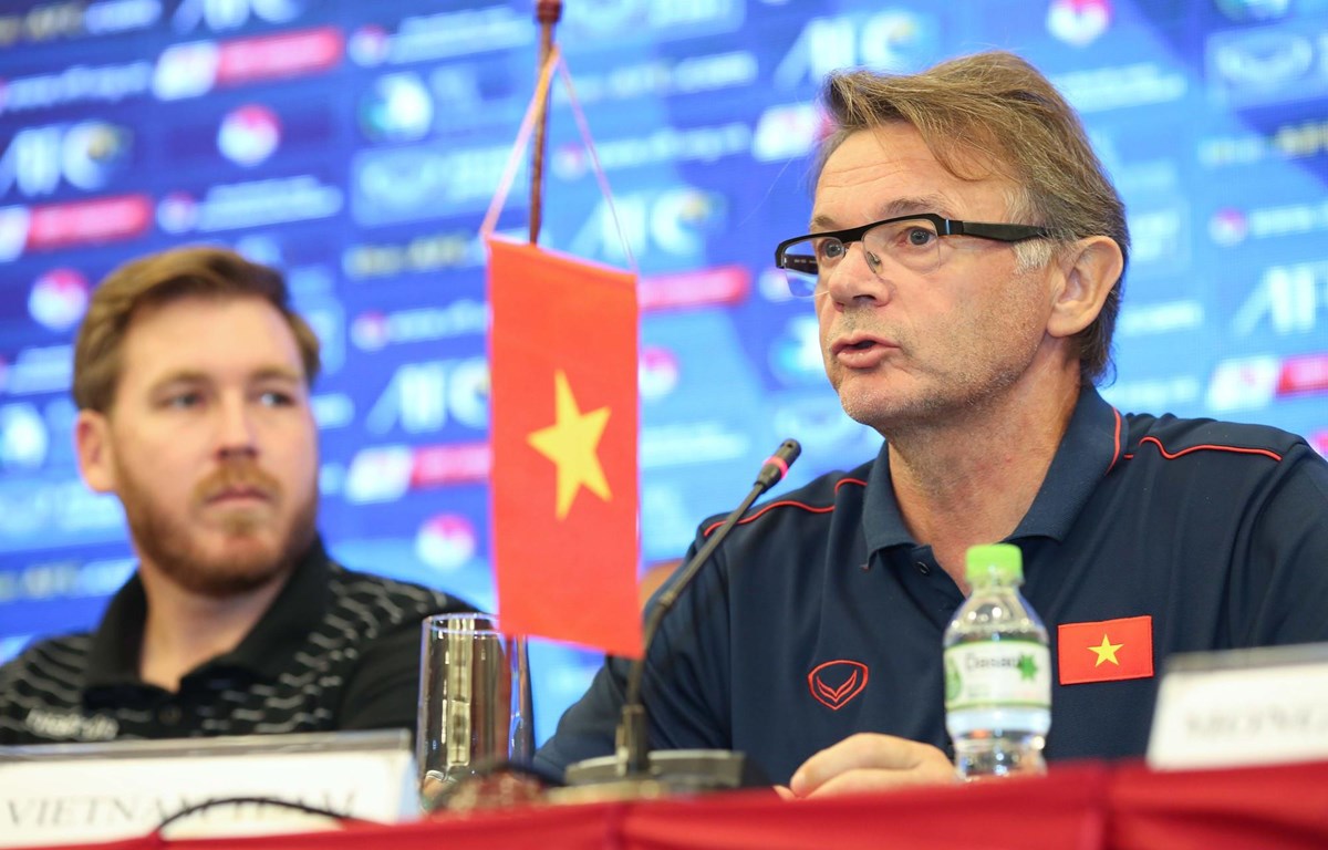 Hlv Philippe Troussier 1