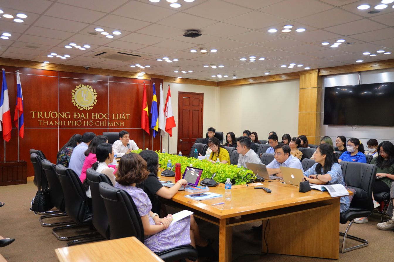 1. Hoi Thao Duoc To Chuc Tai Phong Hop A.905 Co So Nguyen Tat Thanh 2 1