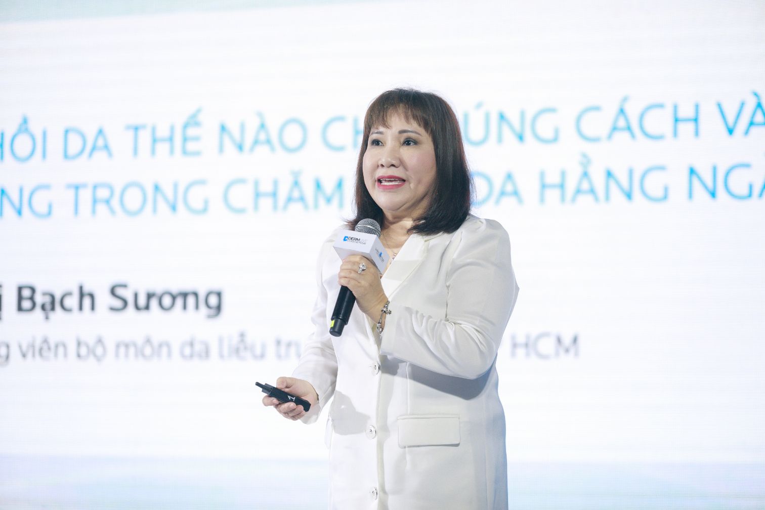 Bac Si Vo Thi Bach Suong Chia Se Chuyen Sau Ve Hoi Phuc Da 1 2