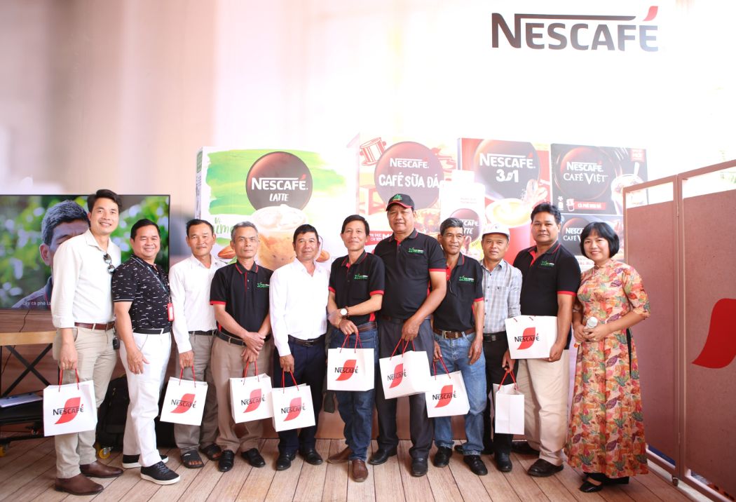 Lop Tap Huan Voi Su Tham Gia Cua Chuyen Gia Tu Vien Nghien Cuu Wasi Chuyen Gia Nong Nghiep Nestle Va Nong Dan Trong Ca Phe 6