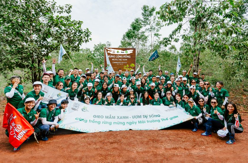 Nestle Da Dong Gop 1.000 Cay Go Lon Ve Khu Bao Ton Thien Nhien Van Hoa Dong Nai