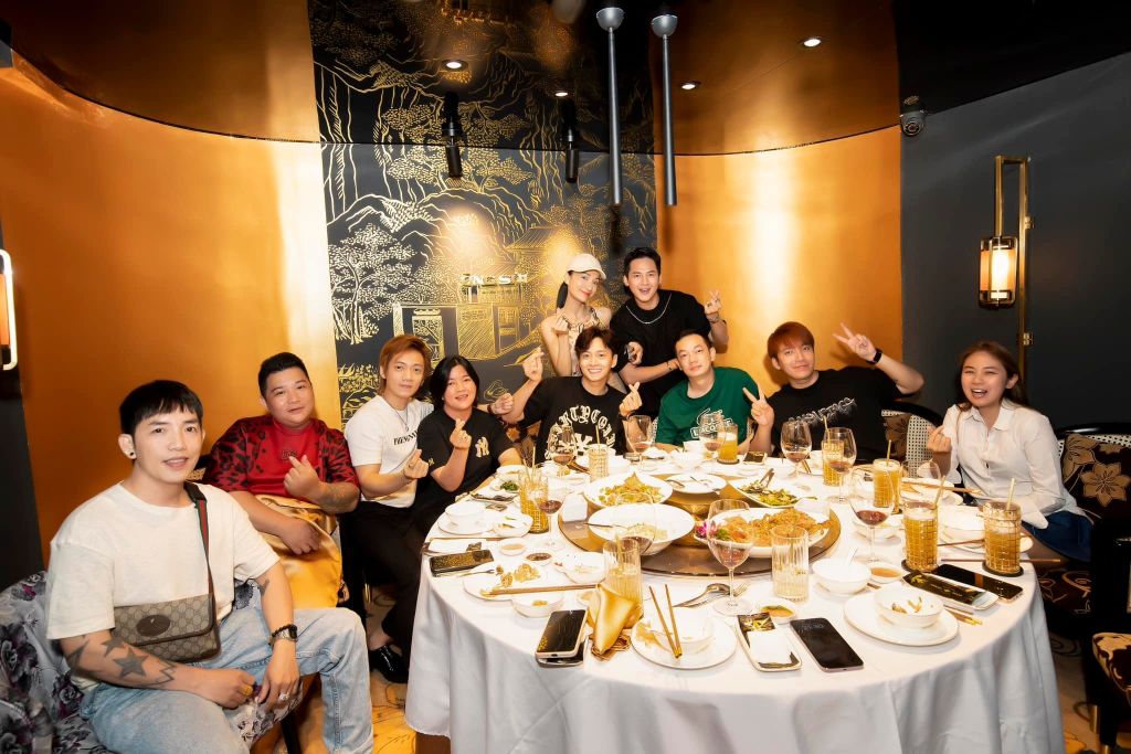 Nghe Si Te Tuu Tai Quan Ong Sui 1 1