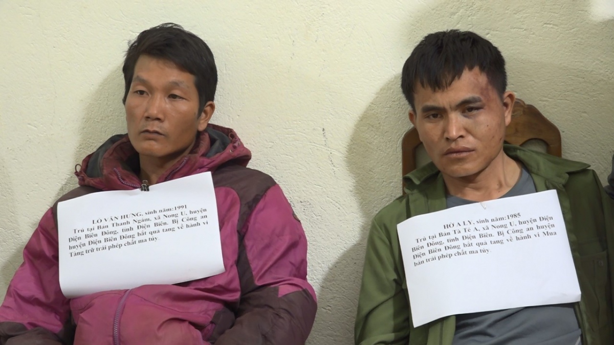 Mang Ma Tuy Di Giao Dich Khi Bi Phat Hien Lien Dung Keo Dam Trong Thuong Can Bo 1