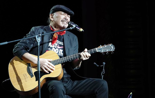 Nhac Si Tran Tien Thuc Hien Live Concert Nua The Ky Phieu Bat 4