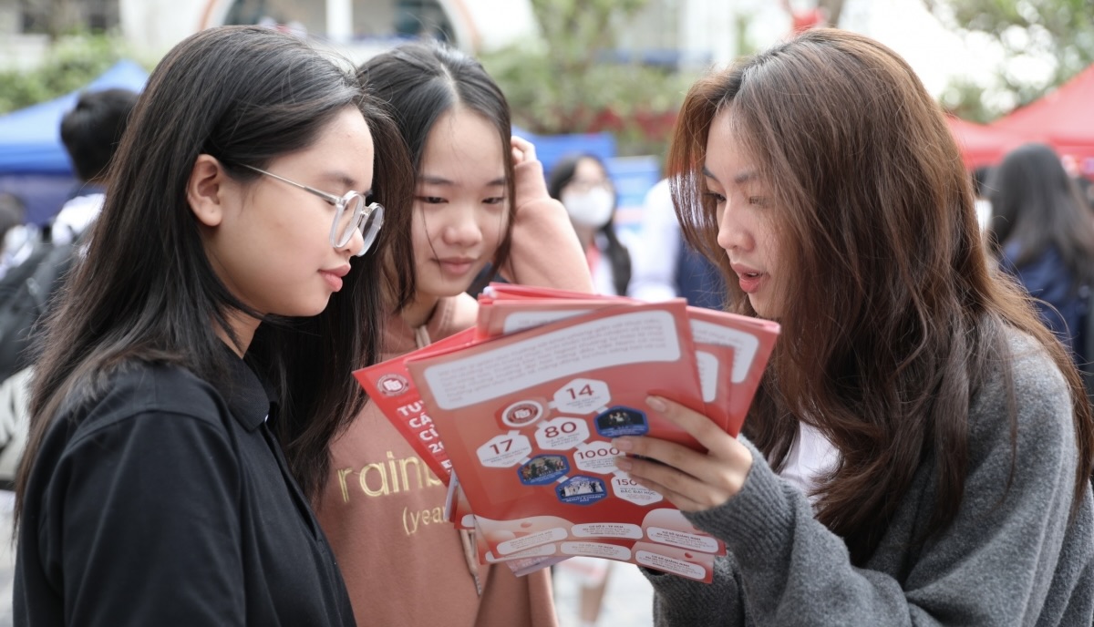 Z4143782807415 0fdf559bc958c3d24c92de52e89b7691 1 1