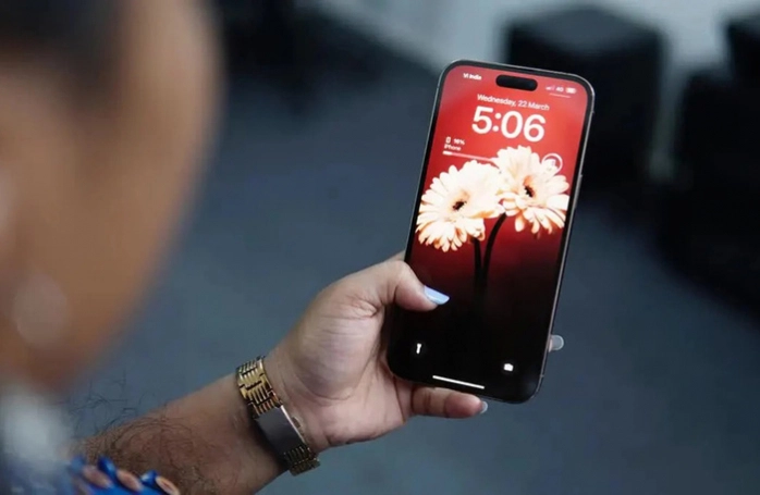 Dan Viet Chiu Chi Bo Ra 16 Ty Usd Mua Iphone Trong 2023 1