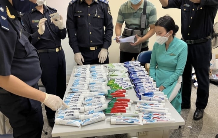 Vu 4 Tiep Vien Hang Khong Xach Tay Ma Tuy Khoi To 22 Vu An 65 Bi Can 2