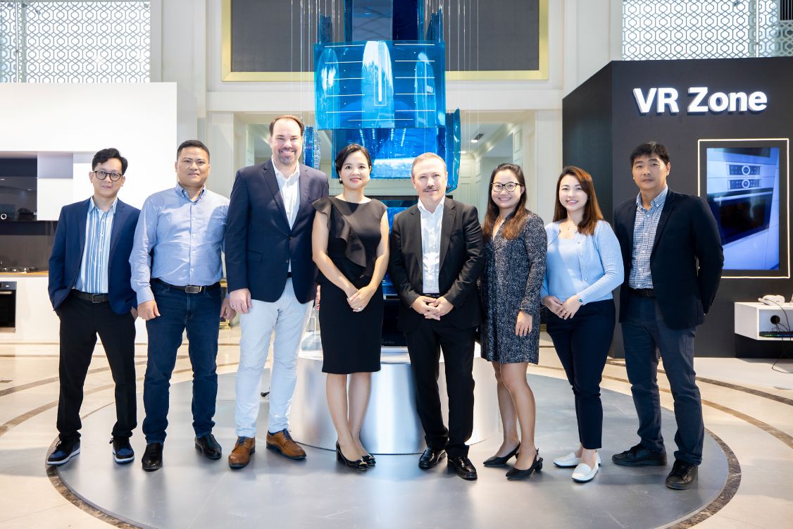 00 Ban Lanh Dao Bosch Home Viet Nam 2 1