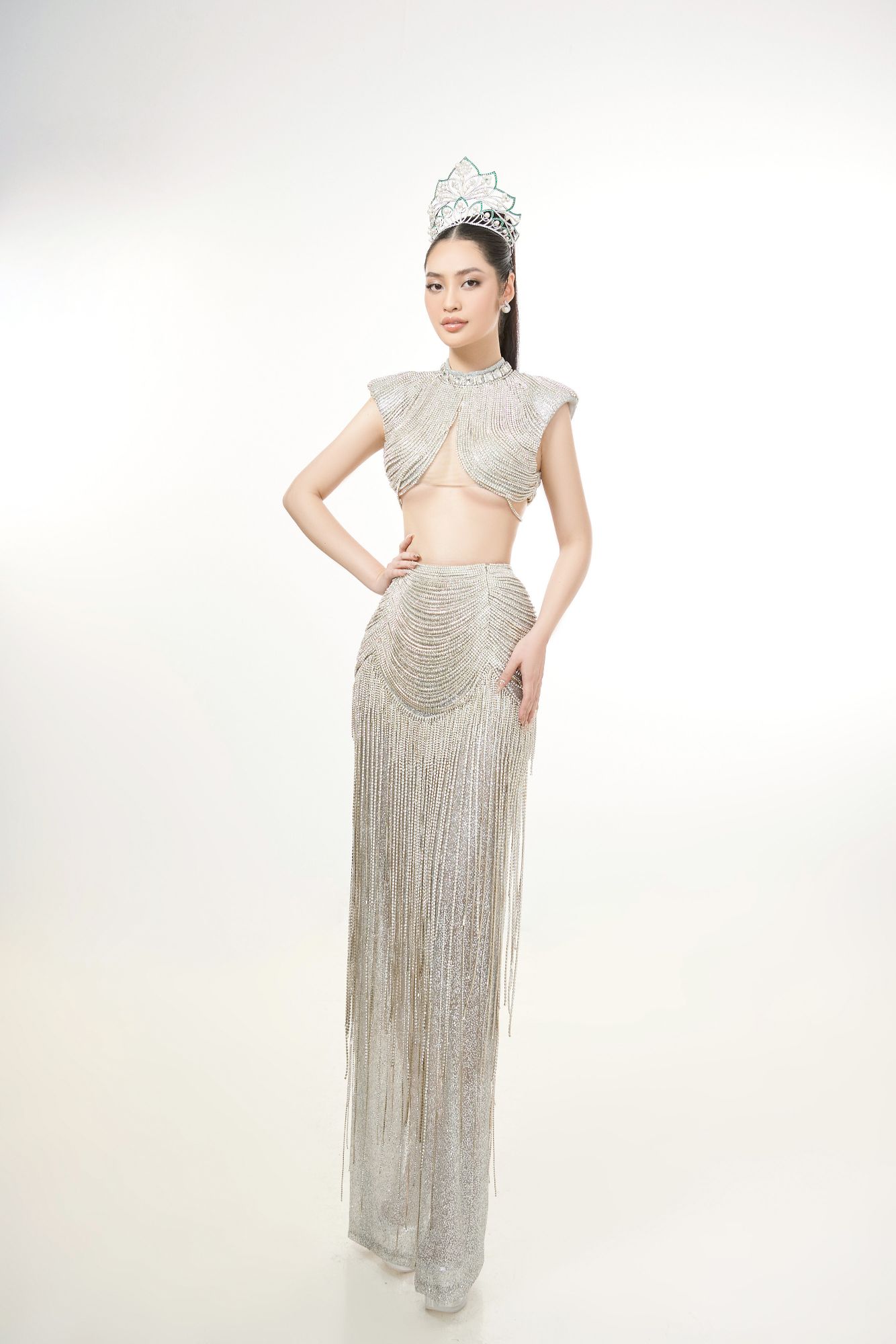 Hoa Hau Nong Thuy Hang 1 1