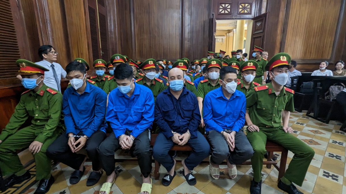 Cac Bi Cao Tai Toa 1