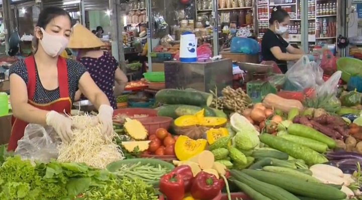 Dien Tang Gia Nguoi Dan Lo Ngai Hang Hoa Thiet Yeu Tat Nuoc Theo Mua 1