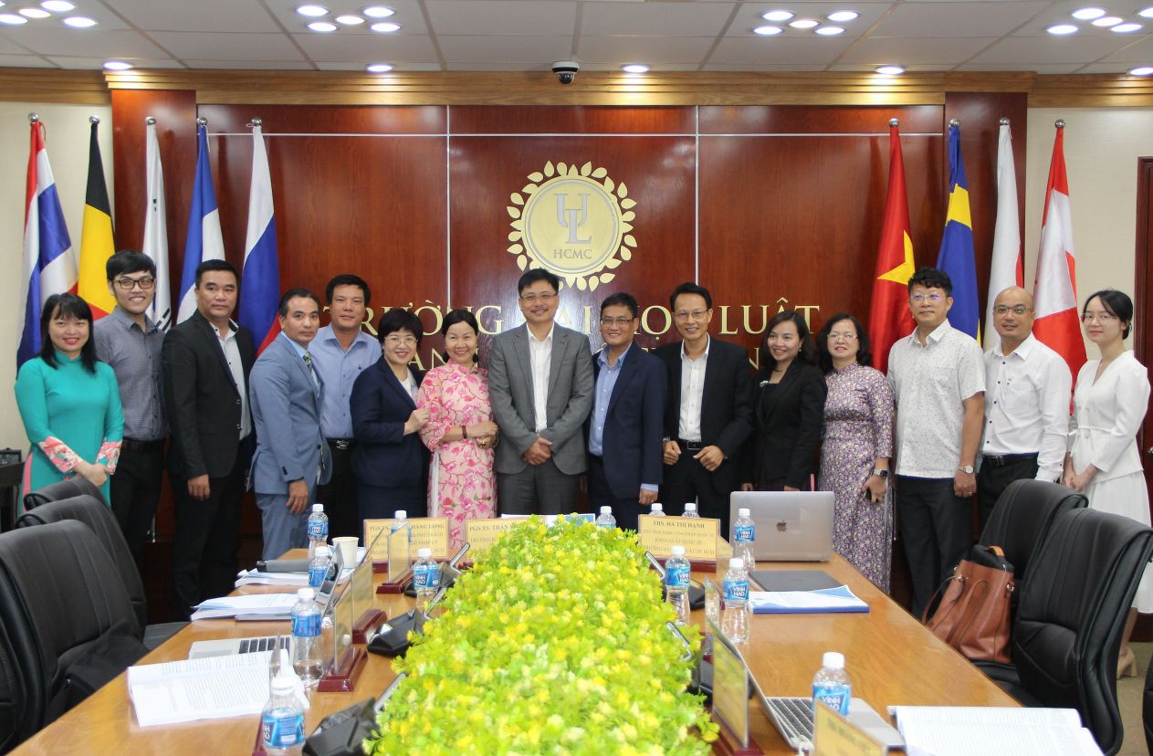 05. Buoi Hoi Thao Da Mang Lai Nhieu Gia Tri Kinh Nghiem Cho Thuc Tien Giai Quyet Tranh Chap Bien Viet Nam 1