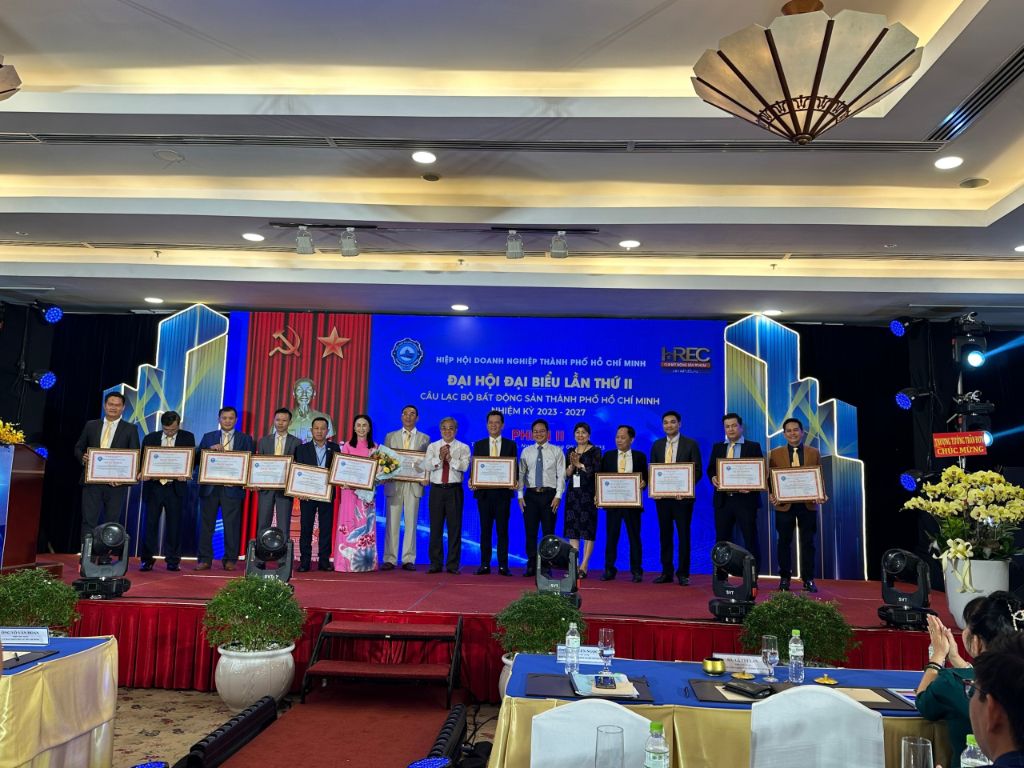 5b2959a6ac347d6a2425