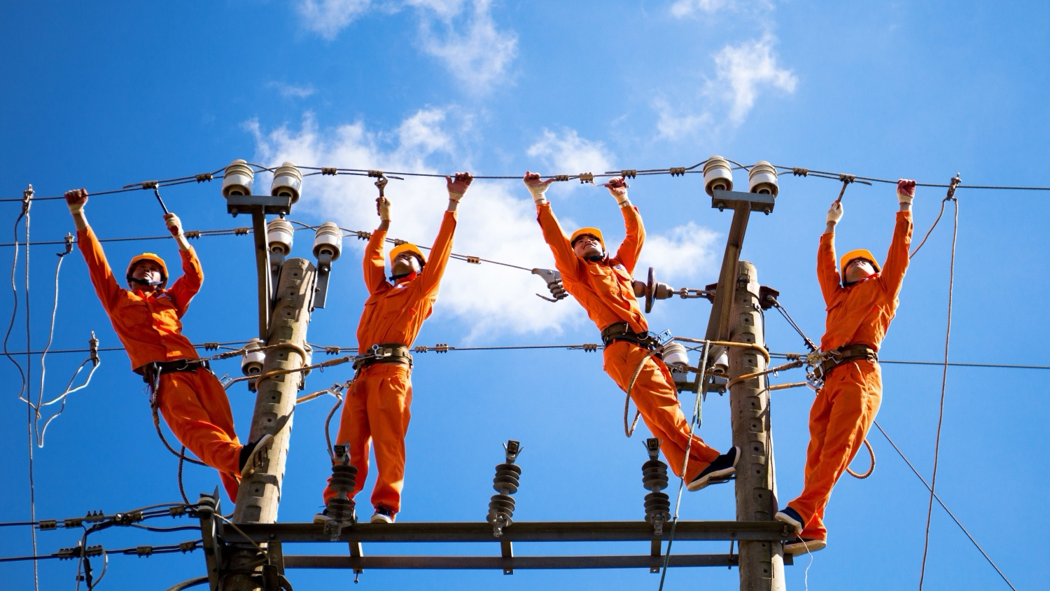 Edit Edit Gia Dien 16874368914551340180442 1