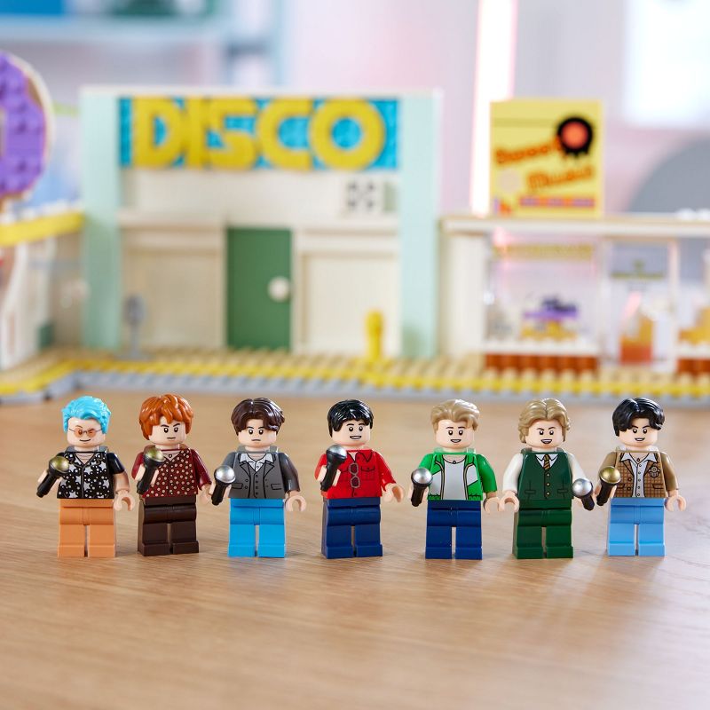 Lego Bts Dynamite 05