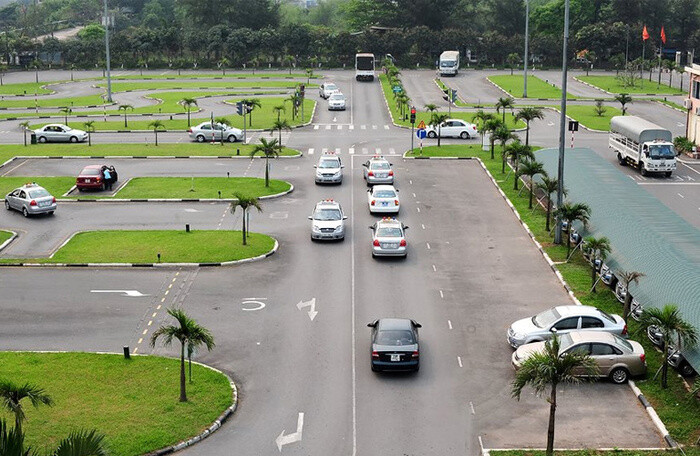 Tang Phi Sat Hach Lai Xe O To Tu Ngay 1 8 Muc Cao Nhat 350 Nghin Dong Lan 2