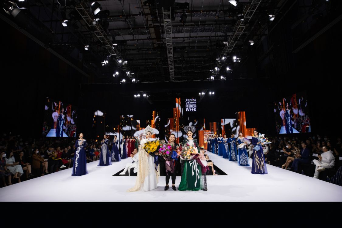 6. Toan Canh Show Dien Cho Bst Hoi Sinh Cua Ntk Minh Chau Tai Avifw 2021