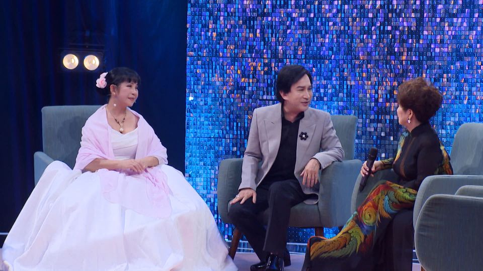 Anh Tuyet Kim Tu Long Phuong Dung 2
