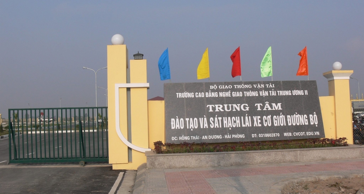 Trung Tam Dao Tao Lai Xe