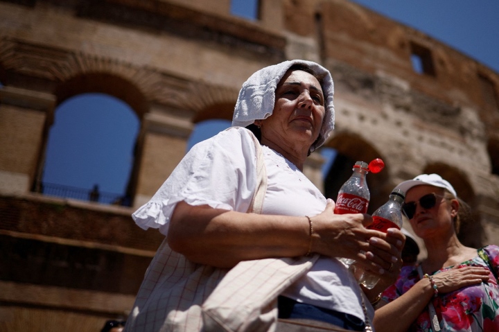 Chau Au Doi Mat Voi Dot Nang Nong Ky Luc Nen Nhiet Tang Len 48c 2