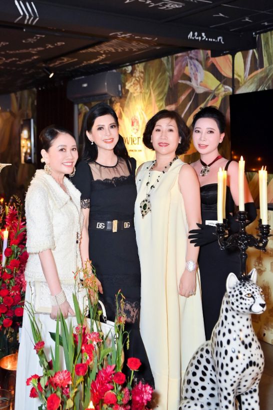 Z4498579592206 Bb5bdcc8b75815069beb620b70a41813