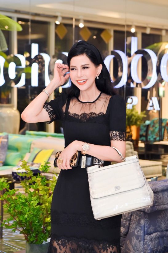 Z4498579611037 3462cd60f5cf7a2e56ee670c17dc5357