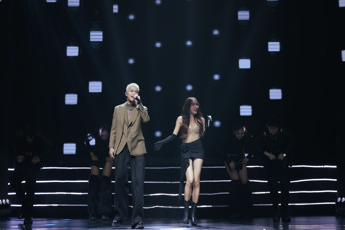 33. Cap Doi Bigdaddy Emily Rai Day Su Ngot Ngao Khap San Khau Trong Ca Khuc Moi Nhat Ngo Cham 