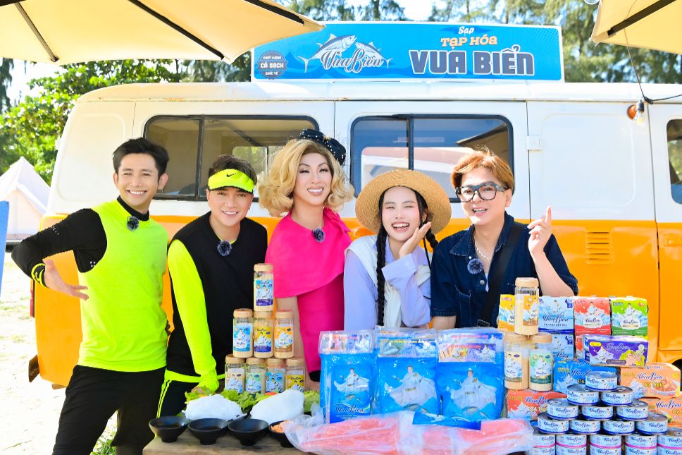 Dai Chien Am Thuc Dam Vinh Hung 1.jpg 1 1