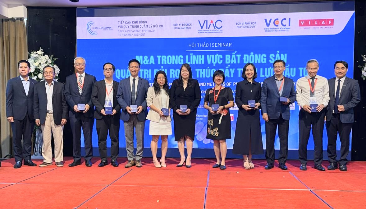 D05081a332f1e0afb9e0 1 1