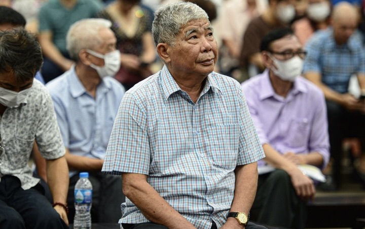 Hinh Anh Ong Le Van Than Xuat Hien Tai Toa 09421593 12064208 2