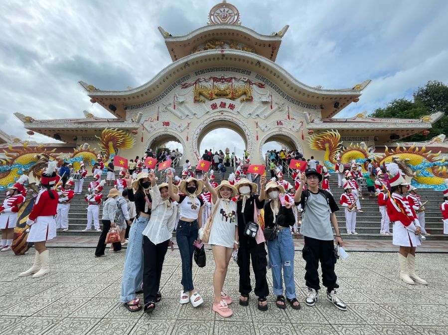 1324263cb26b67353e7a 1