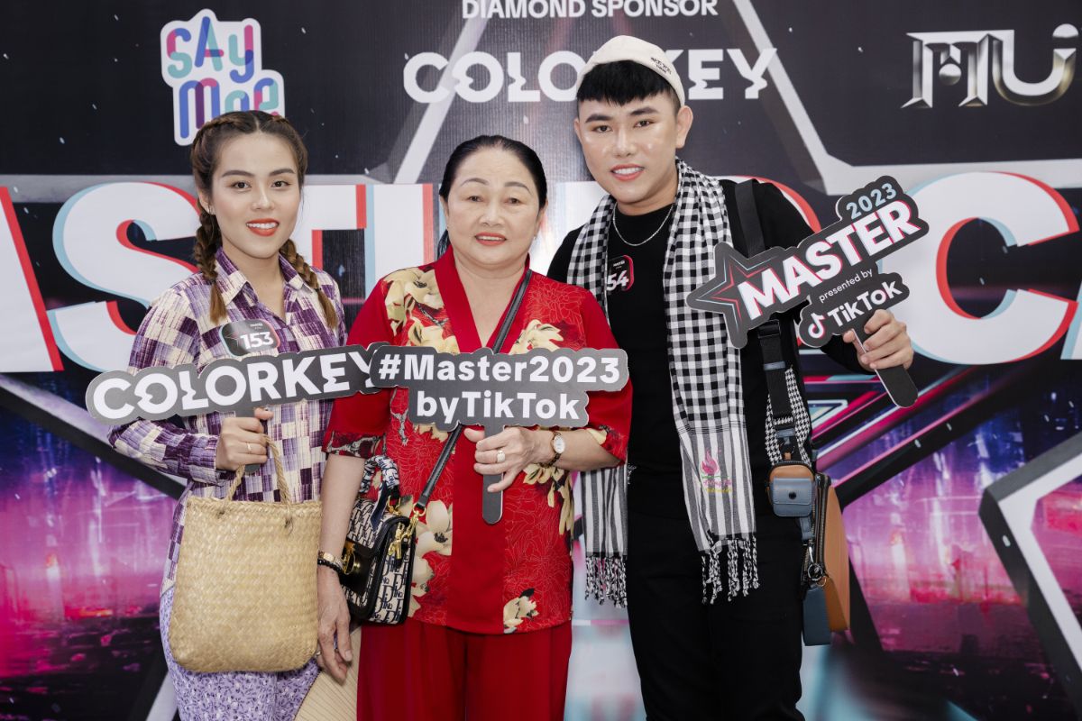 3. Nha Sang Tao Noi Dung Thien Nhan @thiennhan5272 So Huu Kenh Tiktok 4.7 Trieu Follower Xuat Hien Cung Me