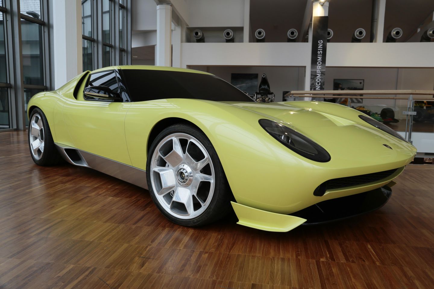 Lamborghini Miura Concept 3