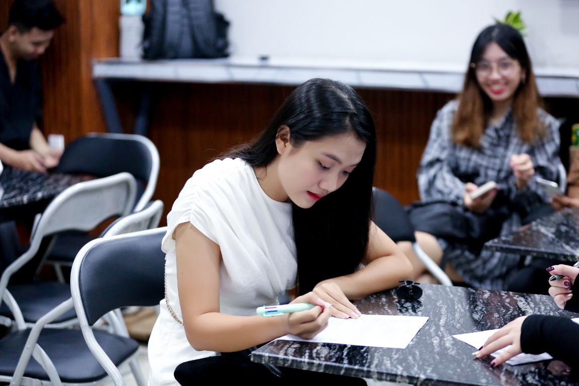 Thi Sinh Nguyen Thi My Genh 2