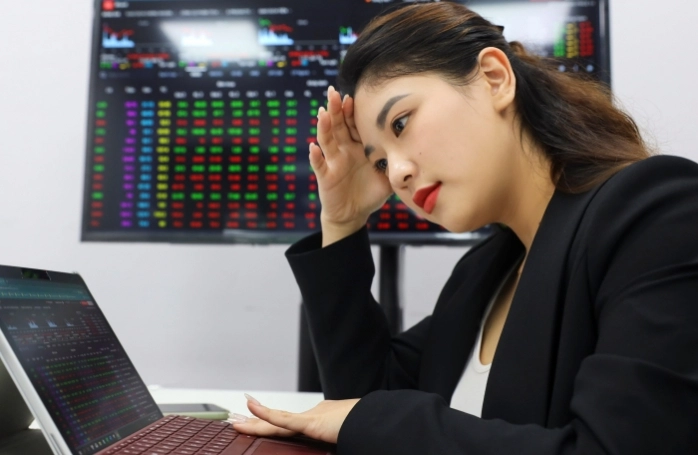 Lao Doc Vao Cuoi Phien Khi Giam Hon 7 Diem Vn Index Chua The Vuot Dinh Cu 1