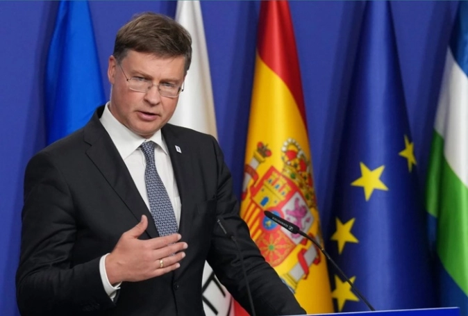 Lo Bi Trung Quoc Lam Dung Eu Dung Them Rao Can Tu Bao Ve Minh 1