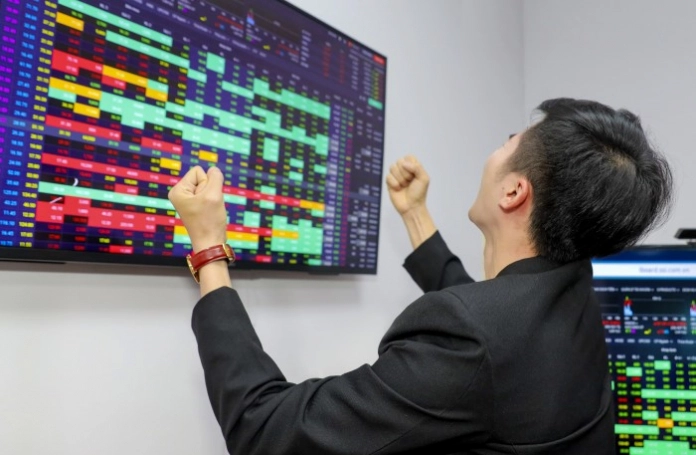 Tang Mot Mach 6 Phien Vn Index Len Muc Cao Nhat Nam 2