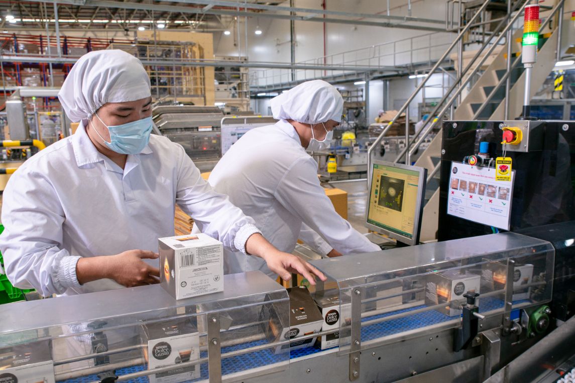 Nestle Viet Nam Hien Co Doi Ngu Hon 2.300 Nhan Vien Va Tao Viec Lam Gian Tiep Trong Chuoi Cung Ung Cho Hon 10.000 Lao Dong. 1