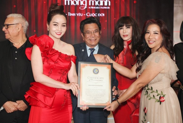 Danh Ca Nhat Ha Tro Lai Phim Anh Sau 20 Nam Vui Ve Hoi Ngo Mai Thu Huyen Va Maya R Nhat Ha2 1699609280 880 Width780height527 2