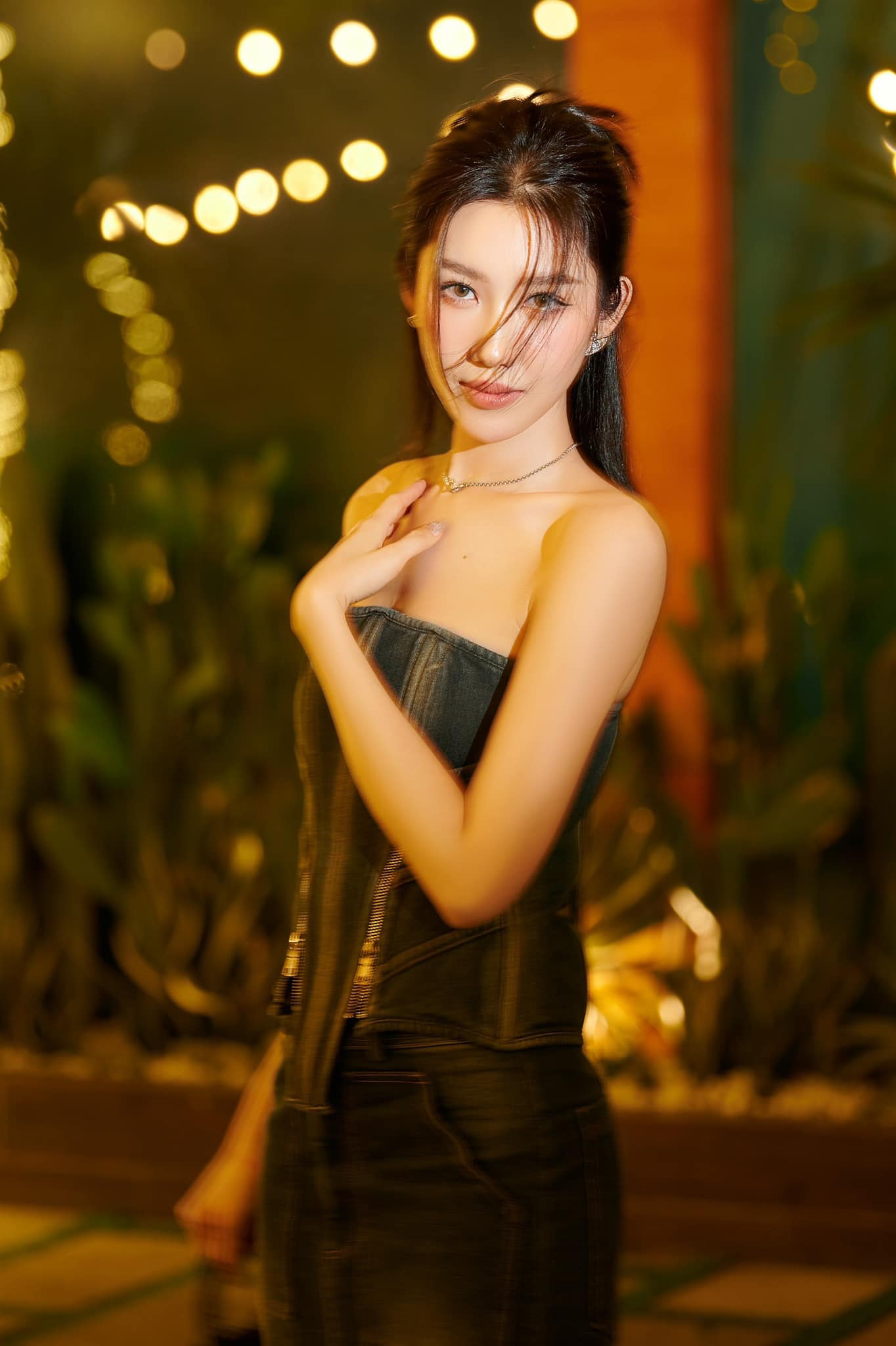 Anh Thuy Ngan 01