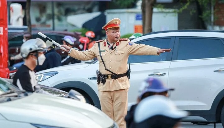 Phan Luong Giao Thong 19 18005236 1