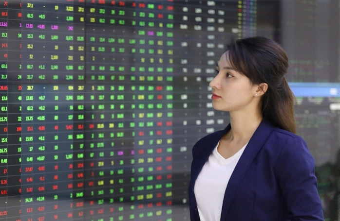 Vn Index Tang 4 Diem Nho Luc Keo Cuoi Phien Hag Va Hqc Nam San 1