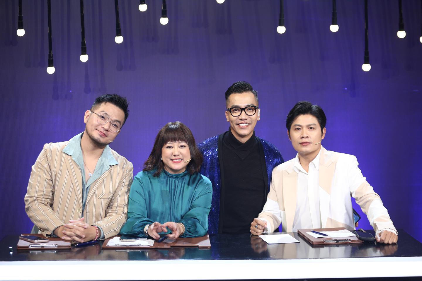 Ban Giam Khao Cung Mc 2