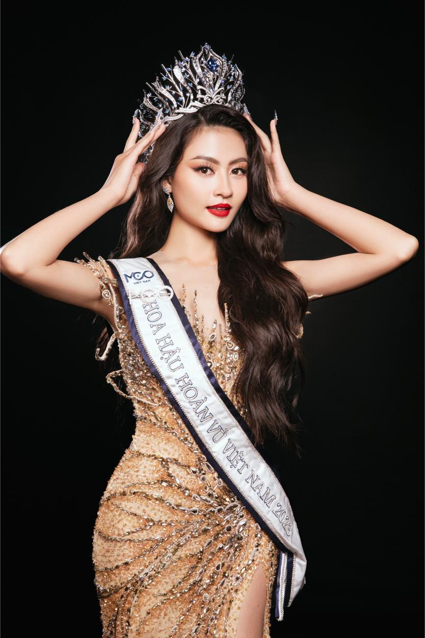 Ban sao cua 0104CK COSMO FOTO KIENGCAN Cận cảnh nhan sắc tân Hoa hậu Hoàn vũ Việt Nam – Miss Cosmo Vietnam 2023