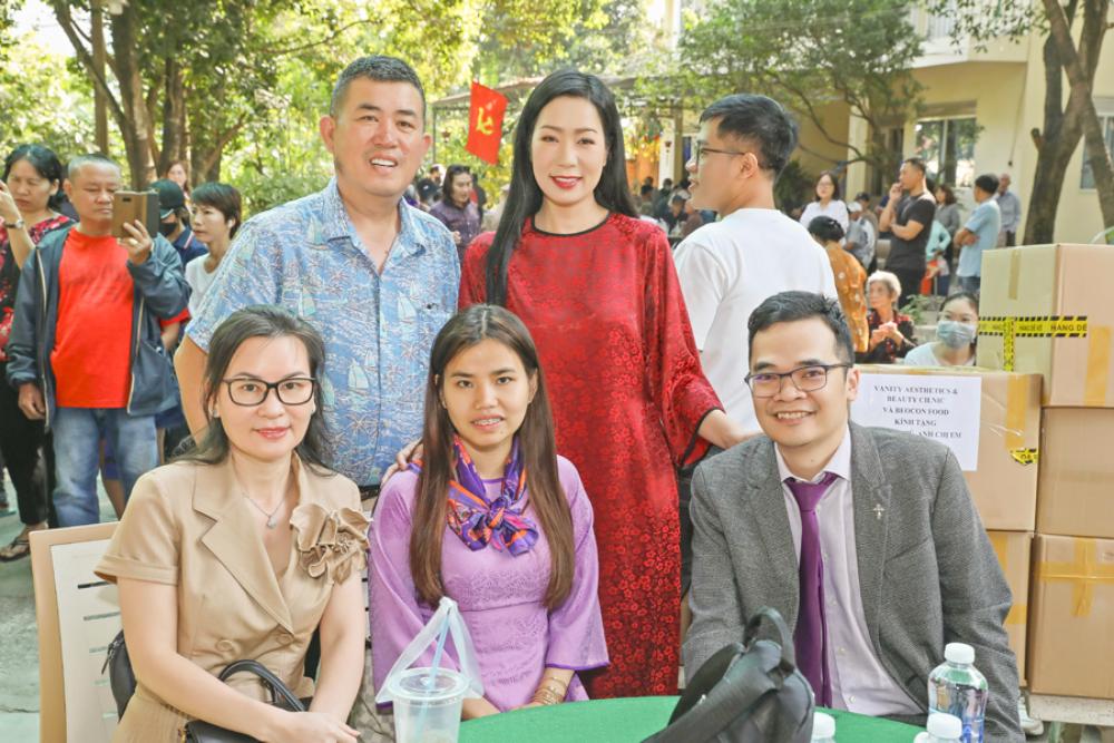 Nsnd Trinh Kim Chi Keu Goi Giup Nghe Si Ngheo 7