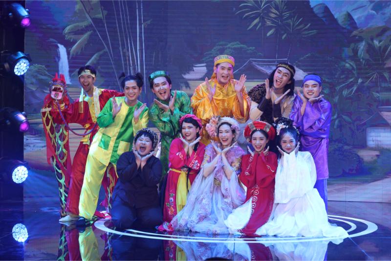 SK 1296 Việt Hương tổ chức đại nhạc hội cho các danh hài mùa Tết