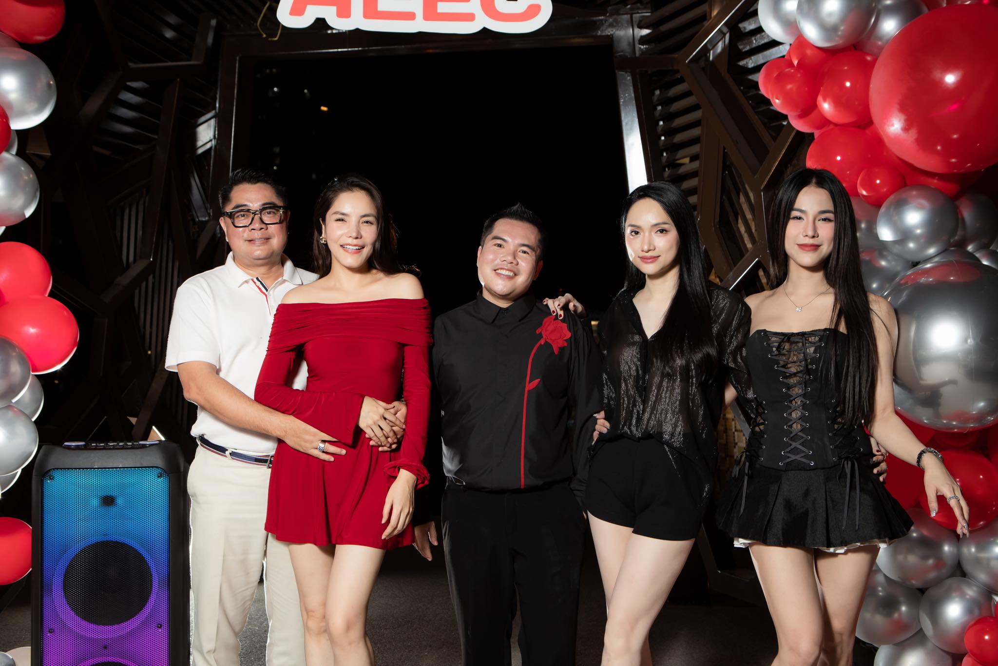 Diep Lam Anh Huong Giang Bui Quynh Hoa Hoang Nhung Hoi Ngo Mung Sinh Nhat Ong Trum Truyen Thong Luong Trong Nghia 65c47884ae347 1