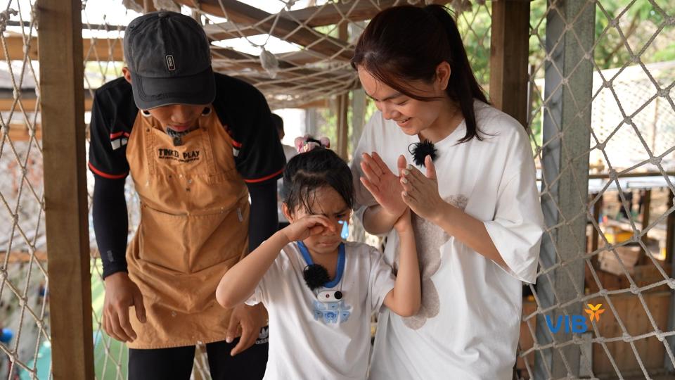 Trailer Me Sieu Nhan Anh Cap Man Hinh 1 2