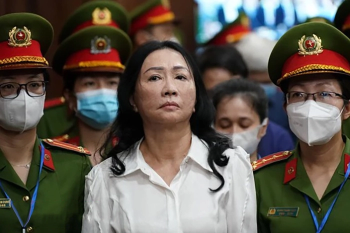 Chuoi Thu Doan Thau Tom Thao Tung Roi Rut Ruot Hon 304 000 Ty Tu Scb Cua Truong My Lan 1